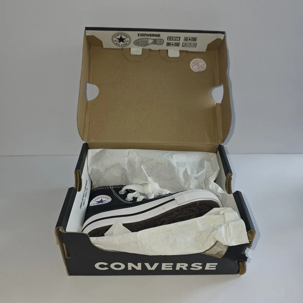 Converse toddler size